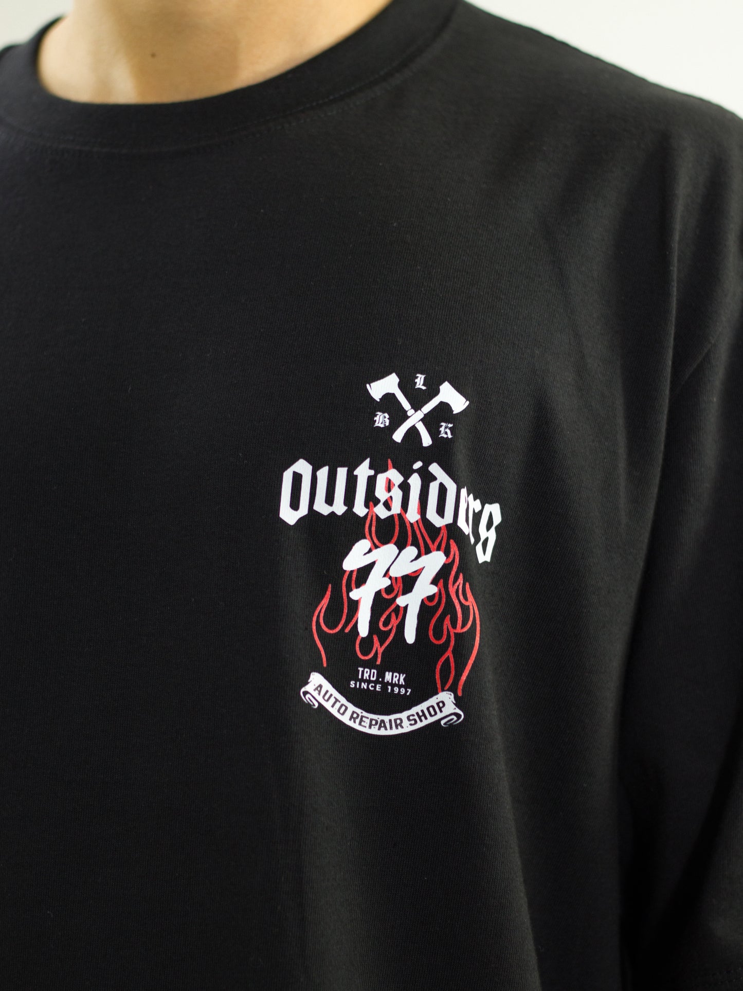 OUTSIDER SKULL OVERSIZE